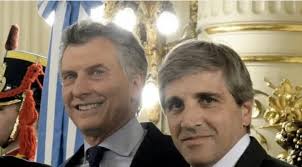 http://www.lacorameco.com.ar/imagenes/macri_caputo.jpg